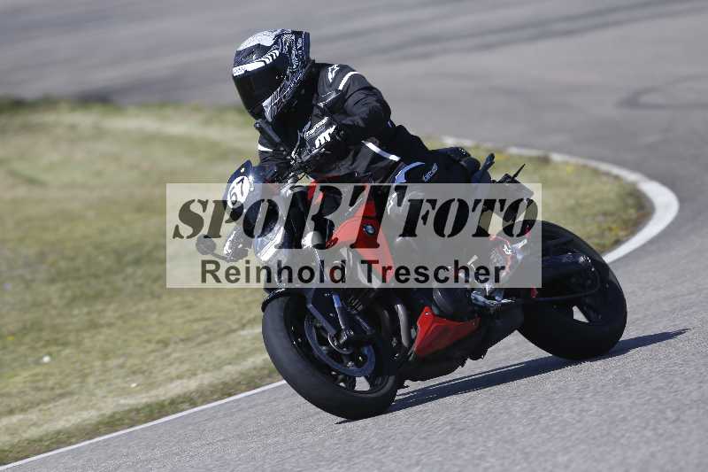 /01 02.04.2026 MAZ ADR/Gruppe gelb Gruppe gruen/57